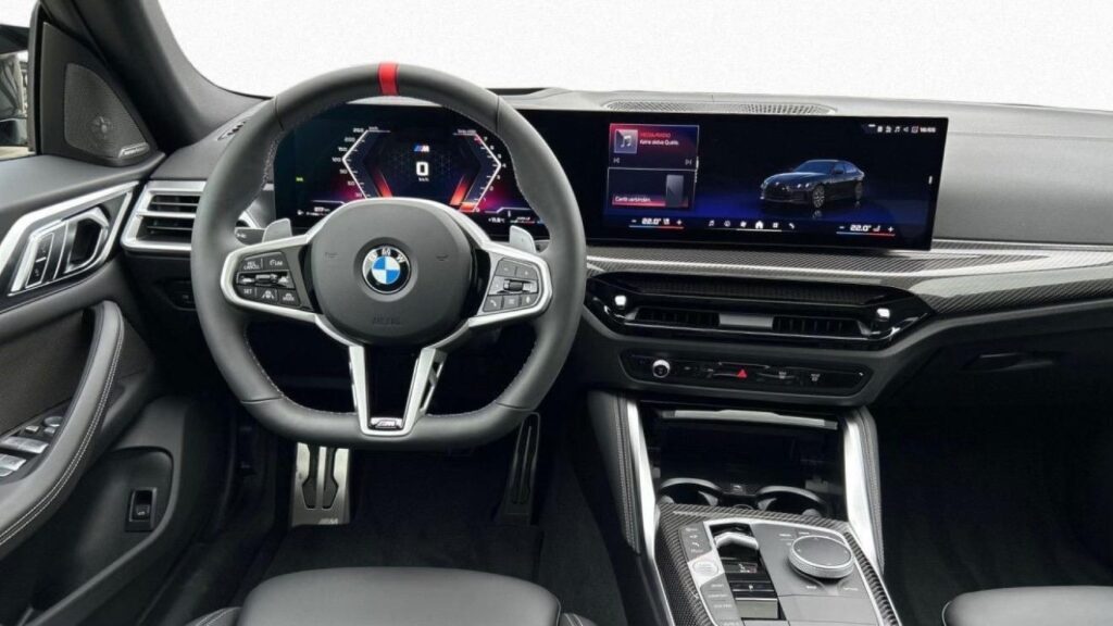 BMW M440i xDrive