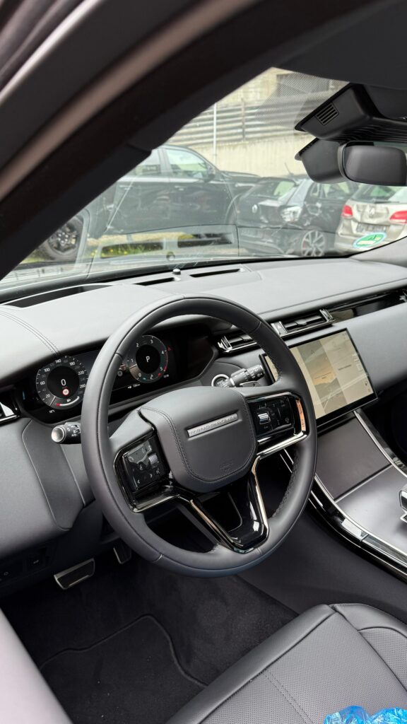 Range Rover Velar 2025